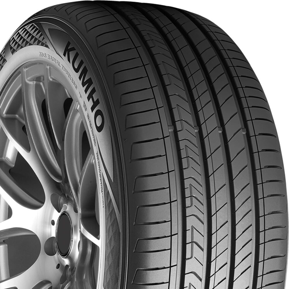 Kumho Majesty 9 Solus TA91 UHP 235/45R18 94V Passenger Tire - Image 4