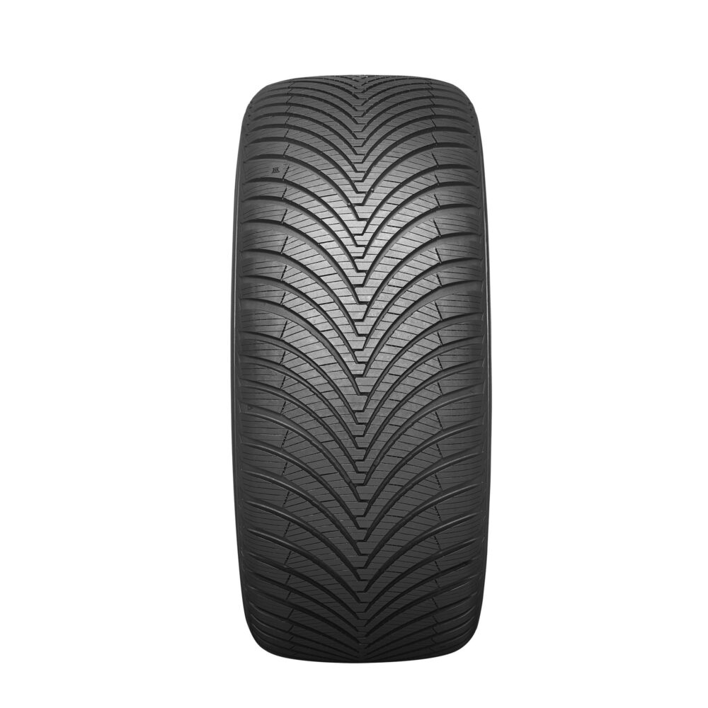 Kumho Solus HA32 All Weather 235/45R18 98W XL Passenger Tire - Image 2