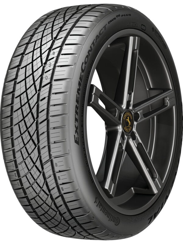 Continental ExtremeContact DWS06 PLUS UHP All Season 235/50ZR18 97W Passenger Tire