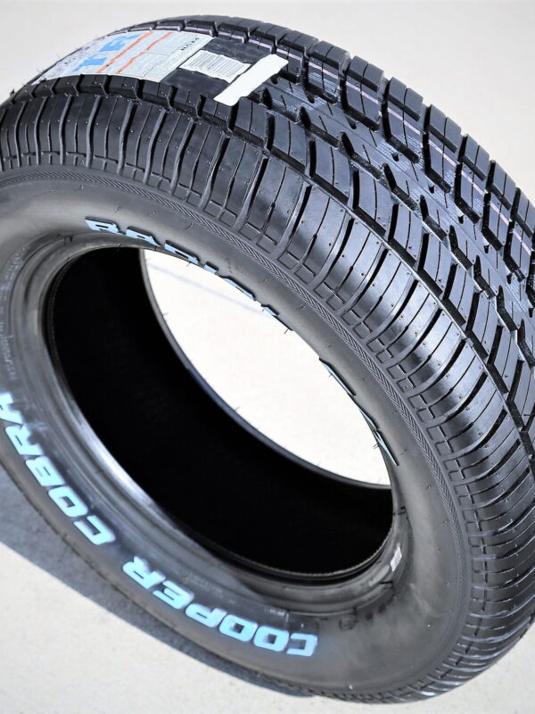 Cooper Cobra Radial G/T All Season P225/70R14 98T Passenger Tire