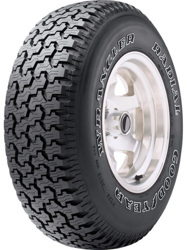 Goodyear Wrangler Radial 235/75R15 105S All-Season Tire Fits: 1995-99 Chevrolet Tahoe LT, 1999 Chevrolet Silverado 1500 Base