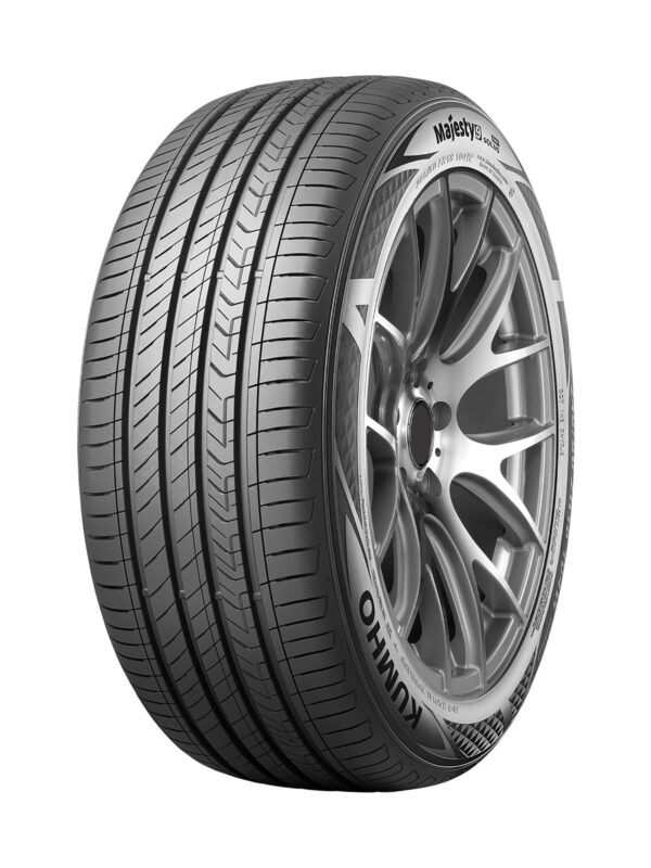 Kumho Majesty 9 Solus TA91 UHP 235/45R18 94V Passenger Tire