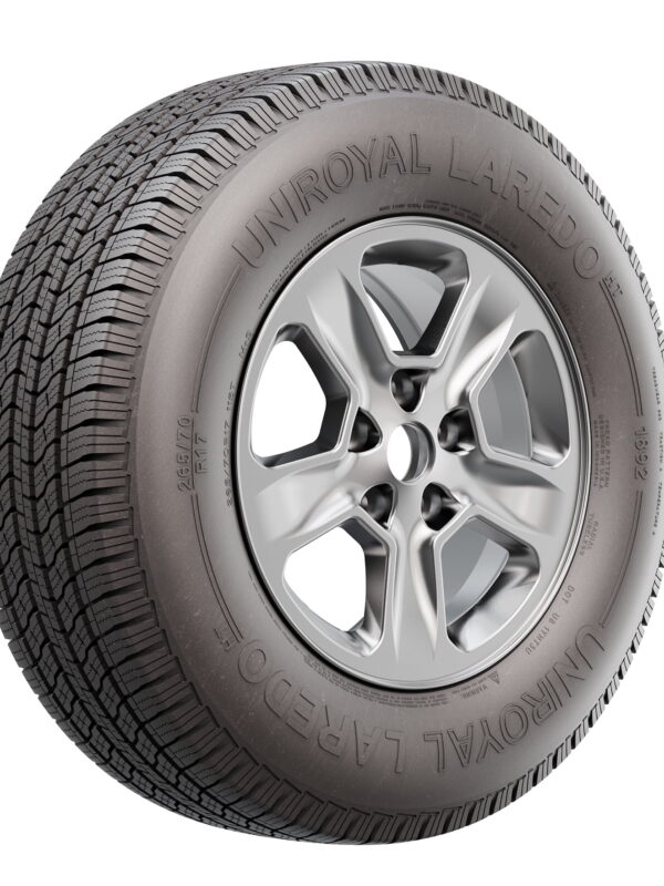 Uniroyal Laredo HT All-Season 235/75R16/XL 112T Tire