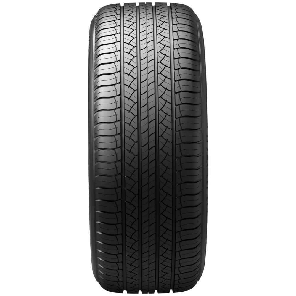 Michelin Latitude Tour HP All-Season 265/45R21 104W Tire - Image 4