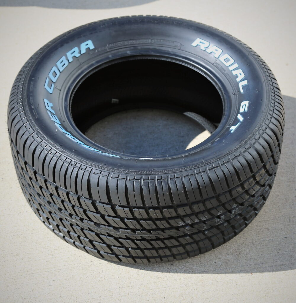 Cooper Cobra Radial G/T All Season P255/60R15 102T Passenger Tire - Image 6